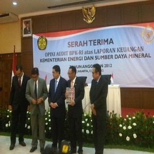 ESDM Dapat Predikat Wajar Tanpa Pengecualian dari BPK, Jero Wacik Girang 