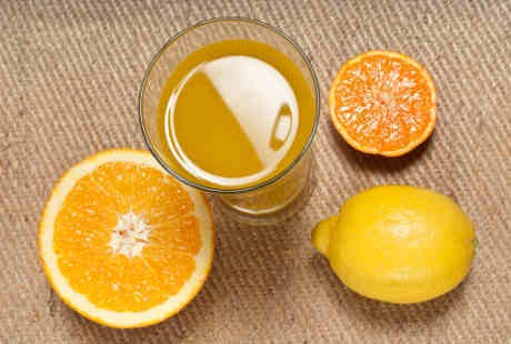 Nyeri Lambung Akibat Maag Bisa Diusir dengan Minum Jeruk Lemon