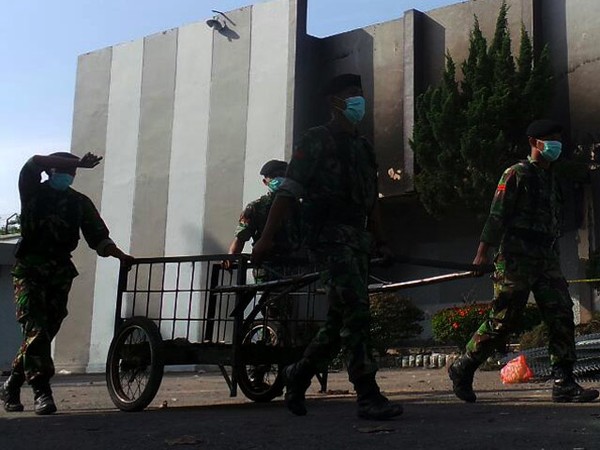 TNI Kerja Bakti Bersihkan LP Tanjung Gusta