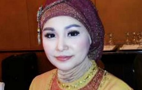 Dari Seksi ke Jilbab, Hidayah atau Sekadar Tren? (II)