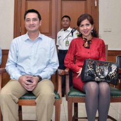 Ivan Bawa Bukti Pembayaran Rumah ke Sidang Cerai dengan Venna Melinda