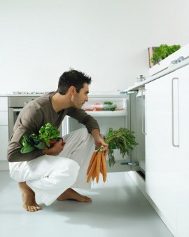 Sayuran Akan Awet Segarnya Jika Disimpan dengan Cara Ini!