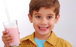 Smoothies Buah Cocok Jadi Sajian Berbuka si Kecil
