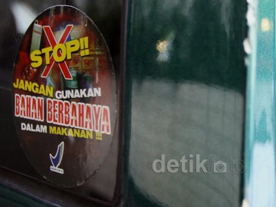 BPOM Uji Makanan Takjil