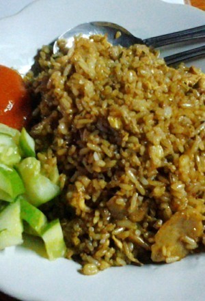 Mau Jajan Nasgor Gila yang Mantap? Mampir Saja ke Sini!