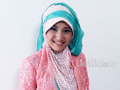 Gaya Ceria Fatin Shidqia