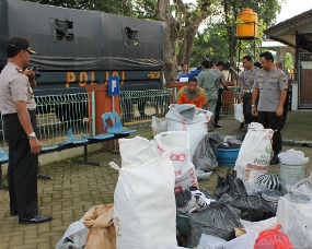 Pabrik Mercon di Pasuruan Digerebek