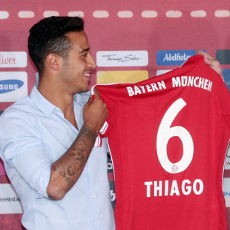 Sudah 8 Tahun di Barca, Thiago Butuh Suasana Baru