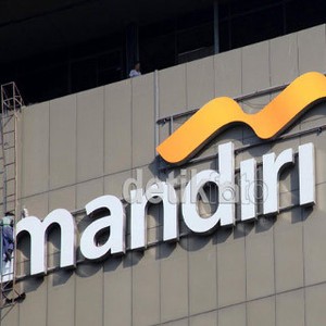 Aset Bank Mandiri Tembus Rp 670 Triliun