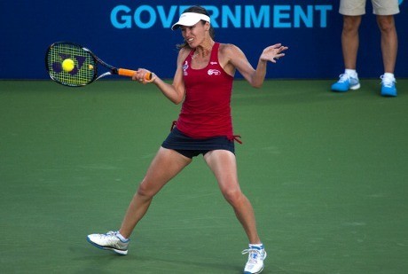 Akhir Juli Ini Hingis Akan Kembali ke Arena Tenis Kompetitif