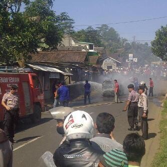 FPI vs Warga di Kendal, Saksi: Bentrok Terjadi 3 Kali FPI vs Warga di Kendal, Saksi: Bentrok Terjadi 3 Kali