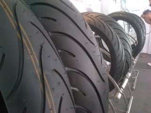 Michelin Lahirkan Ban Khusus Motor Sport