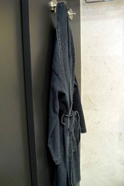 8 Hotel Ini Punya Handuk Kimono Keren