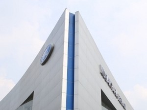 Ford Tancapkan Kuku Lebih Dalam