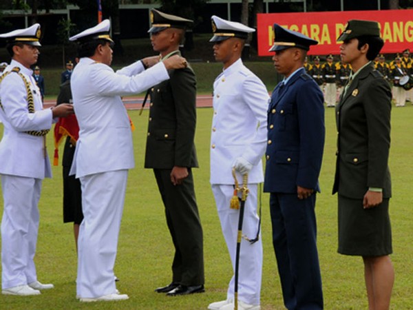 Panglima TNI Lantik 126 Perwira Prajurit Karier