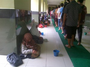 Pengemis di Masjid Agung An Nur Pekanbaru Bertambah di Bulan Ramadan