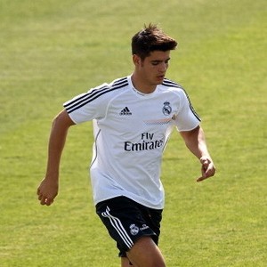 Morata Cuma Mau Main di Madrid