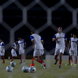 Sakit Perut, Boaz Tetap Main Lawan Liverpool