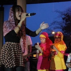 Momonon Sukses Tampil di Smiling Ramadhan