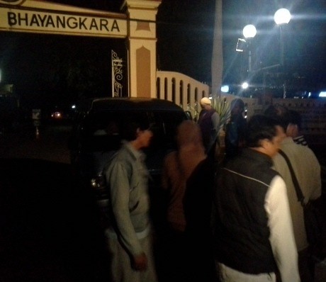 Sekelompok Orang Mengaku Keluarga Terduga Teroris Datangi Rumah Sakit