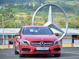 Mobil Mercy Terancam Dijauhi di Eropa