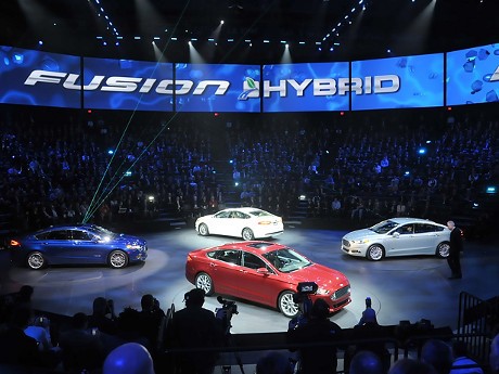 Motor City Bangkrut, Detroit Auto Show Jalan Terus