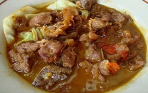 Kangen Menyantap Tongseng Kambing Sedep Hangat? Berbukalah di Tempat Ini!