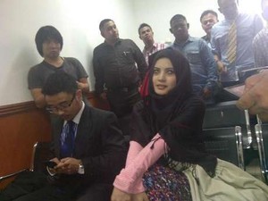 Novi Amilia Kembali Jalani Sidang di Pengadilan Jakarta Barat