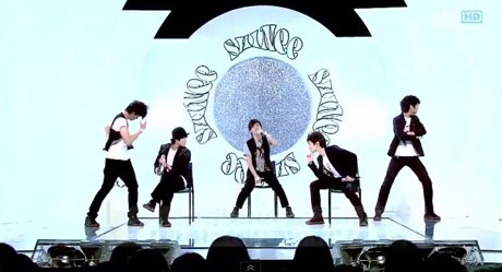 Ini Dia Chair Dance ala Grup KPop Ini Dia Chair Dance ala Grup KPop
