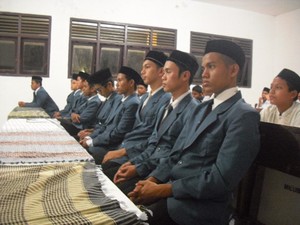 Santri Darul Ihsan Aceh Manfaatkan Ramadan untuk Mengasah Bakat Manulis