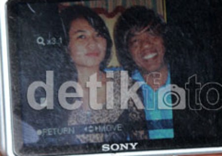 Pak Tarno Mengaku Akhirnya Nikahi Pramugari Cantik