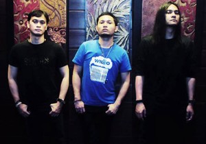 Album Terbaru Andra and the Backbone Dijual Lewat Gerai Texas Chicken