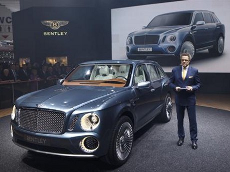 Ribuan Orang Antre SUV Termahal Dunia