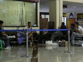 12 Warga Vietnam Dideportasi