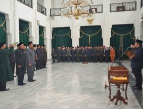 Gubernur Lantik 21 Pejabat Eselon II dan III