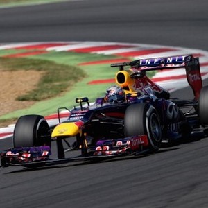 Vettel Tercepat, Red Bull Kuasai Sesi Pembuka