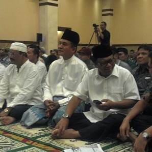 Yusril Buka Puasa Bareng Istri, Sejumlah Tokoh Hadir