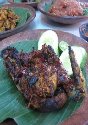 5 Tempat Makan Ini Punya Menu Ayam Bakar Lezat Buat Berbuka!