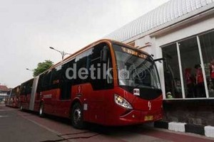 Johari Gesekkan Kelamin, Korban Spontan Teriak