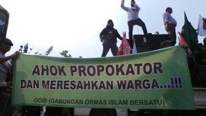 Ingin Bertemu Ahok, Pembela PKL Tanah Abang Mencari Hingga Ruang Kerja