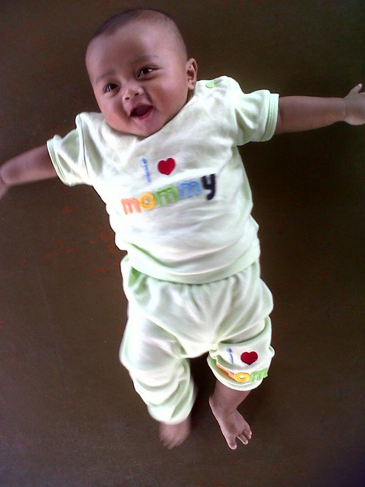Faiqry Rakhshan W, 6 Bulan, Lelaki