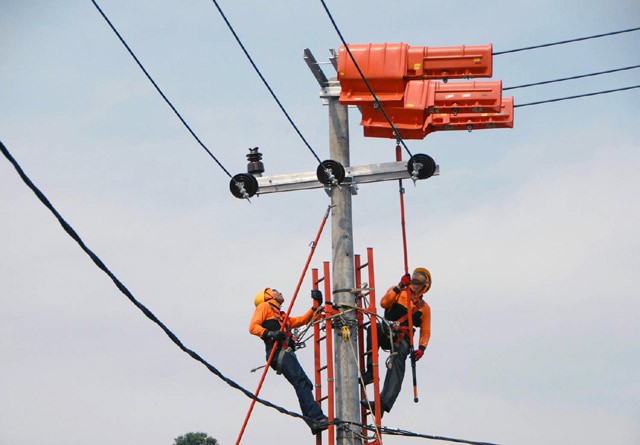  Petugas PLN Sering Berantem dengan Pelanggan Saat akan Putus Aliran Listrik