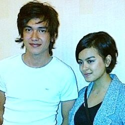 Adipati Dolken Akui Suka dengan Eva Celia