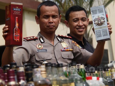 Polres Jakut Sita 6.027 Botol Miras