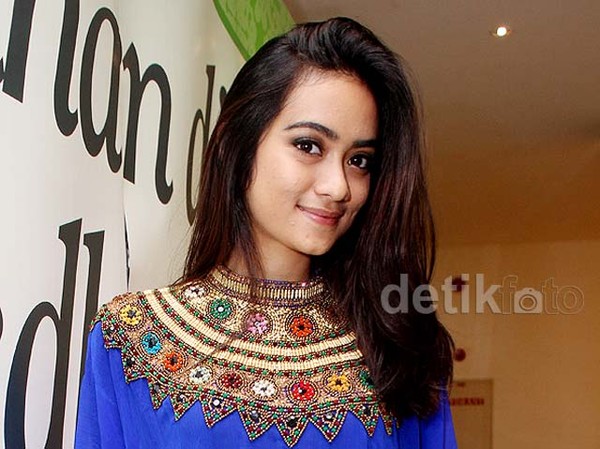 Aih, Manisnya Ayudia Bing Slamet