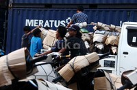 H-7 Lebaran, pengiriman paket sepeda motor menggunakan jasa pengiriman kereta api mulai meningkat.