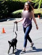 Kristen Stewart Pamer Bra, Bella Saphira Jarang Pulang Sejak Mualaf