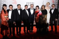 Diantara jajaran juri Cannes Film Festival, aktris Nicole Kidman terlihat mendominasi dengan tinggi badan 180 cm. Ian Gavan/Getty Images.