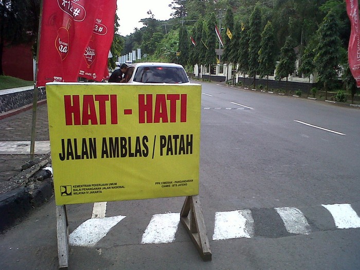 Waspadai Jalur Mudik Selatan, Ada Jalan Amblas di Banjar