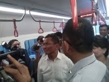 Dahlan Siap Terbang dengan Pesawat Made in Bandung CN295